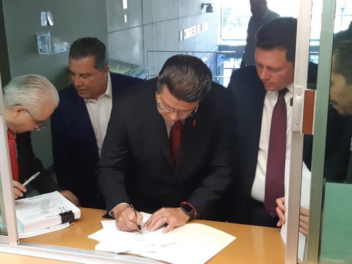 cabada-valencia-guero