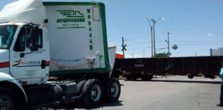 Se aterrorizan empleados de maquila al atestiguar violento choque del tren