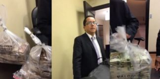 Expulsará PAN a funcionario que recibió fajos de billetes