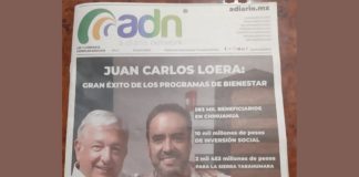 DESENTUERTOS: ANTES DE IRSE REPARTE PASQUINES CON SU CARA