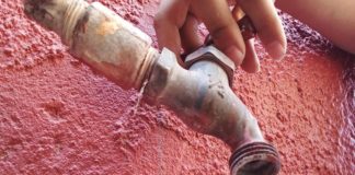 JMAS deja sin agua a residentes de la colonia Acacias