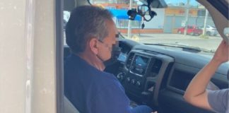 Auscultaba a embarazadas falso ginecólogo