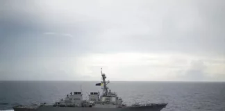 EU afirma que un destructor naval suyo atravesó el estrecho de Taiwán