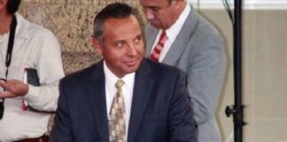 DESENTUERTOS: LE RECLAMAN A NEVÁREZ POR EL AGUA Y HACE COMO PILATOS