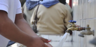 Más de la mitad de las escuelas en Veracruz se quedan sin agua por olas de calor