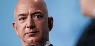 Fortuna de Jeff Bezos cae 16 mil millones de dólares, su peor perdida en años