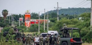 Disputa criminal deja a Sinaloa paralizada; van 13 muertos por enfrentamientos