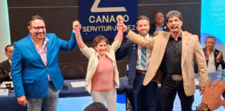 DESENTUERTOS: LE GUSTARON A ELY VILLALOBOS LAS MIELES DEL PODER