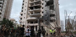 Israel intensifica ataques en Irán; Trump dice que podría intervenir